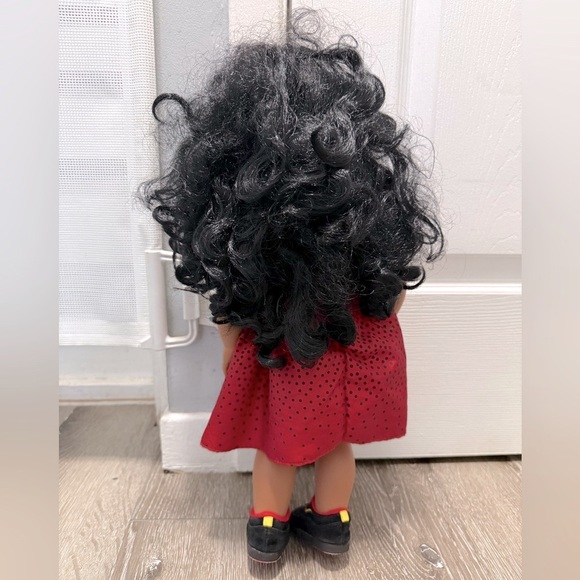 18” Possible Newberry Collection - Red Polka Dot Dress Doll with Black Hair - Picture 12 of 12